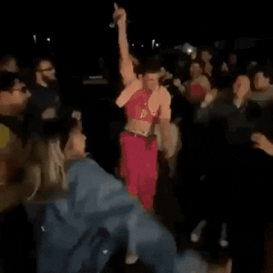 ezgif.com-resize-30.gif